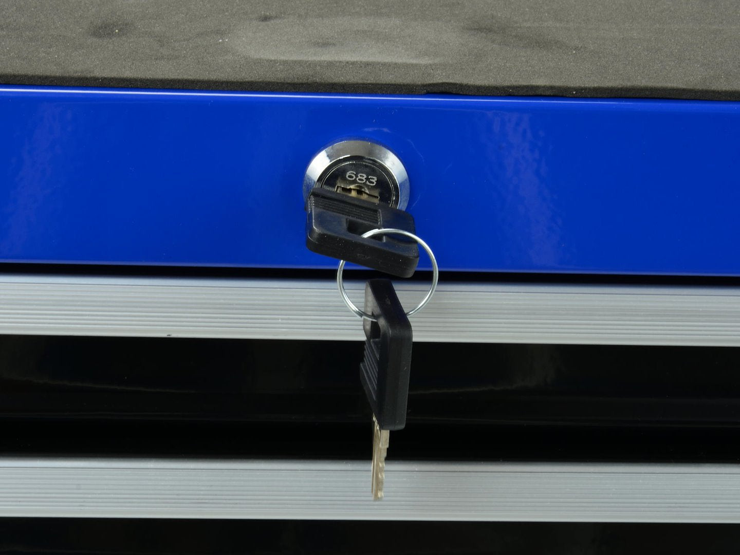 Armadio metallico senza attrezzi con 7 cassetti , carrello portautensili , cassetta porta attrezzi mobile Geko