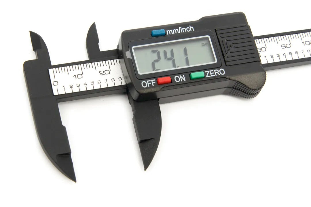 Calibro digitale elettronico precisione calibri 0.1 mm conversione mm/pollici, 100mm con asta piatta e display lcd micrometro digitale professionale per misurazione esterne, interne, profondità e di passo Hbm Olanda