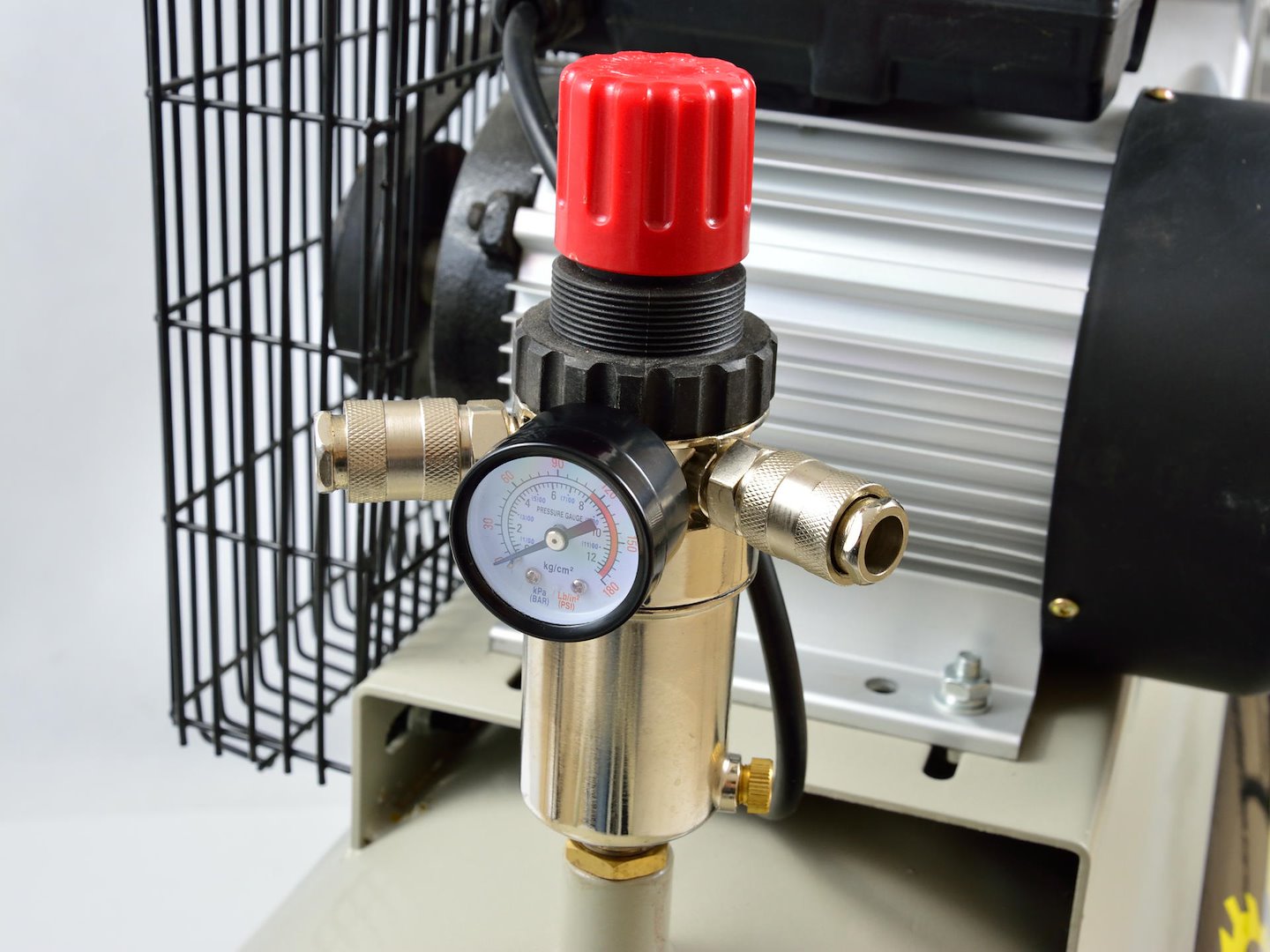 Compressore d’aria 100 L, 420 L/min, 220 V, Geko