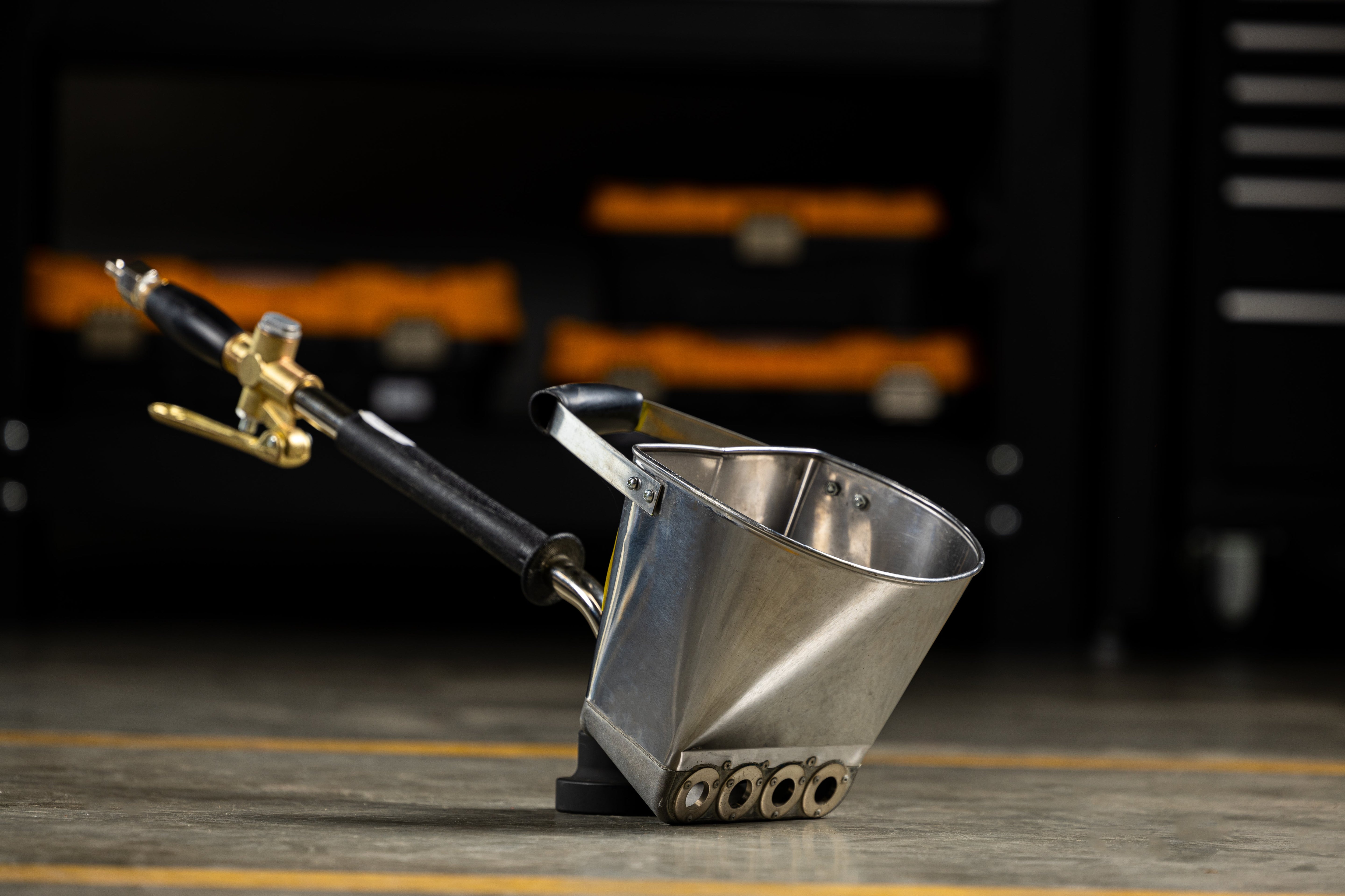 Pistola a spruzzo, pistola a spruzzo mortaio professionale, sprayer pistola intonacatrice, pistola per cemento, macchina per intonaco con fori, spruzzatore per cemento, gesso e calce per pittura murale e ristrutturazione, in acciaio inox Gebo