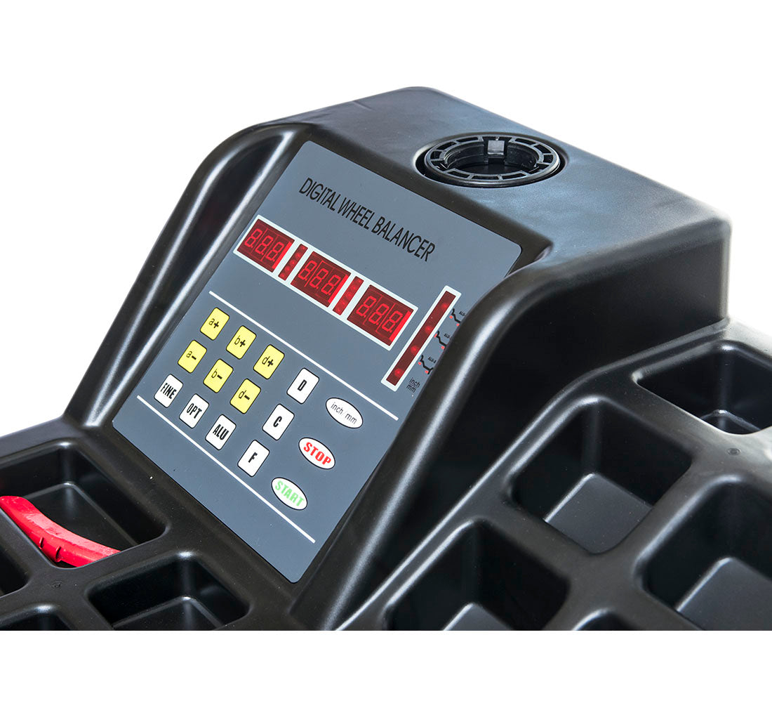 Equilibratrice automatica con display digitale, con acquisizione automatica del programma di equilibratura, diametro cerchio 10"-24", professionale, Redats Polonia