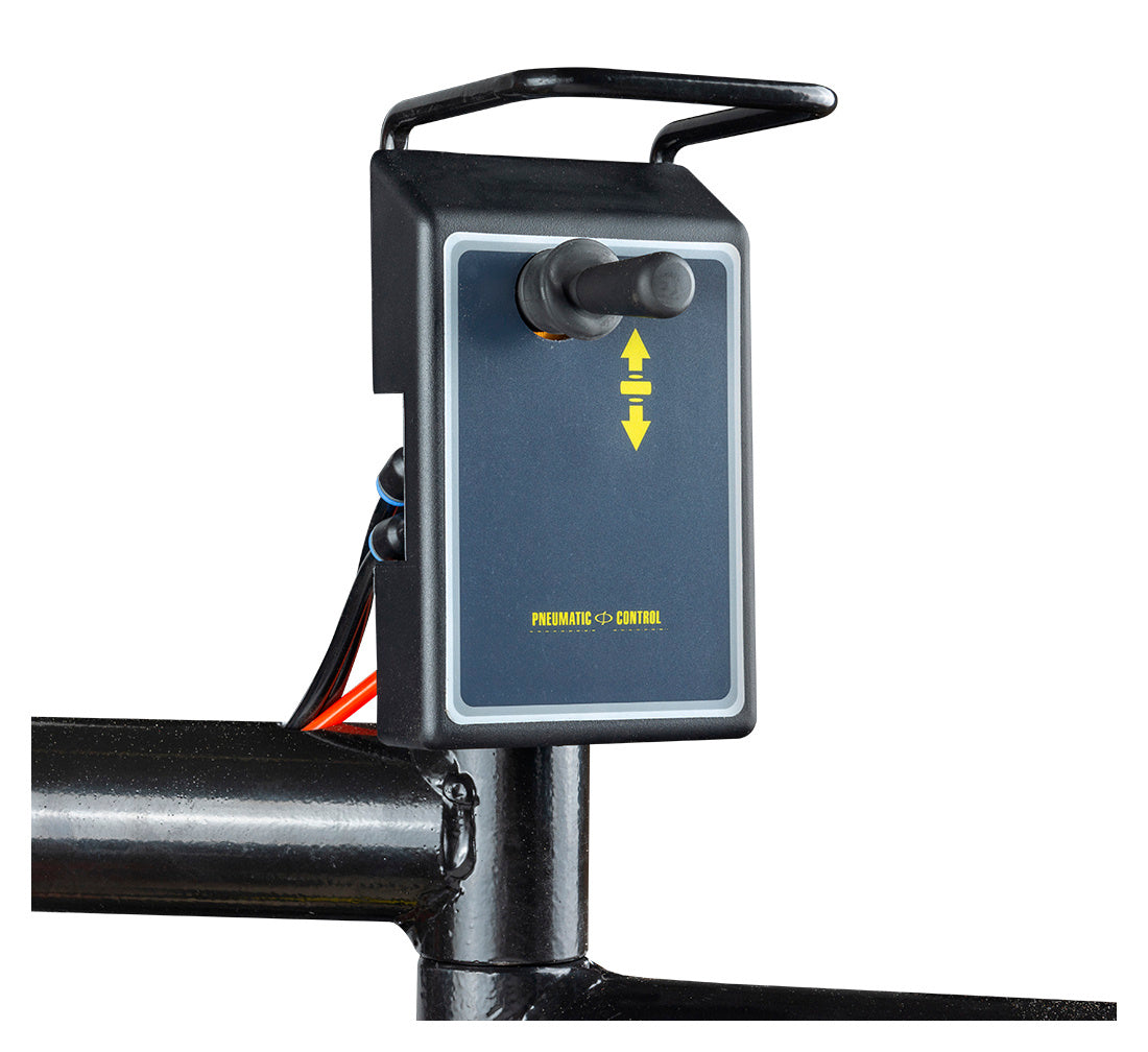 Smontagomme automatico, per ruote 12"–24", con braccio run flat, sistema di gonfiaggio integrato