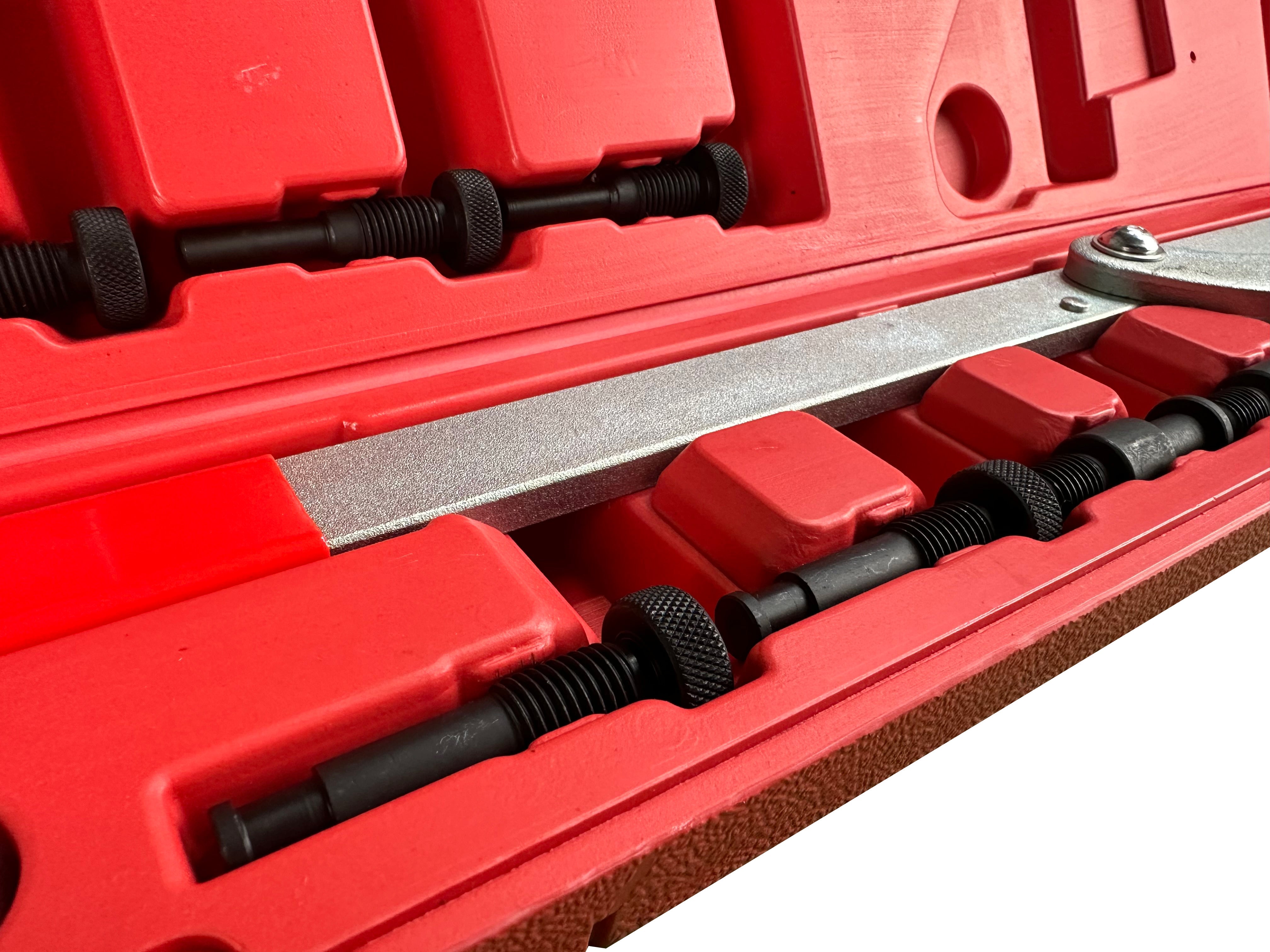 Set attrezzi chiave controsupporto per albero a camme 40–220 mm con 4 set di bulloni di bloccaggio 6, 8, 10, 16 mm con custodia, kit di chiavi a leva per il bloccaggio degli ingranaggi della distribuzione e degli alberi a camme, marca Gebo Tools