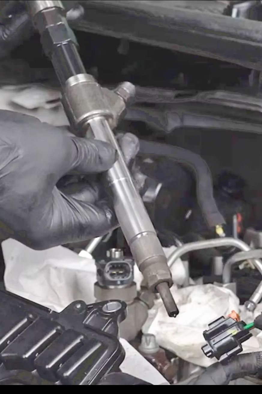 Estrattore pneumatico per iniettori diesel per rimuovere iniettori a vibrazione d'aria da 5-8 bar con martello estrattore, 19 adattatori, tubo di prolunga e connettori, 1000 Nm 21 pezzi Bosch Delphi Denso Siemens