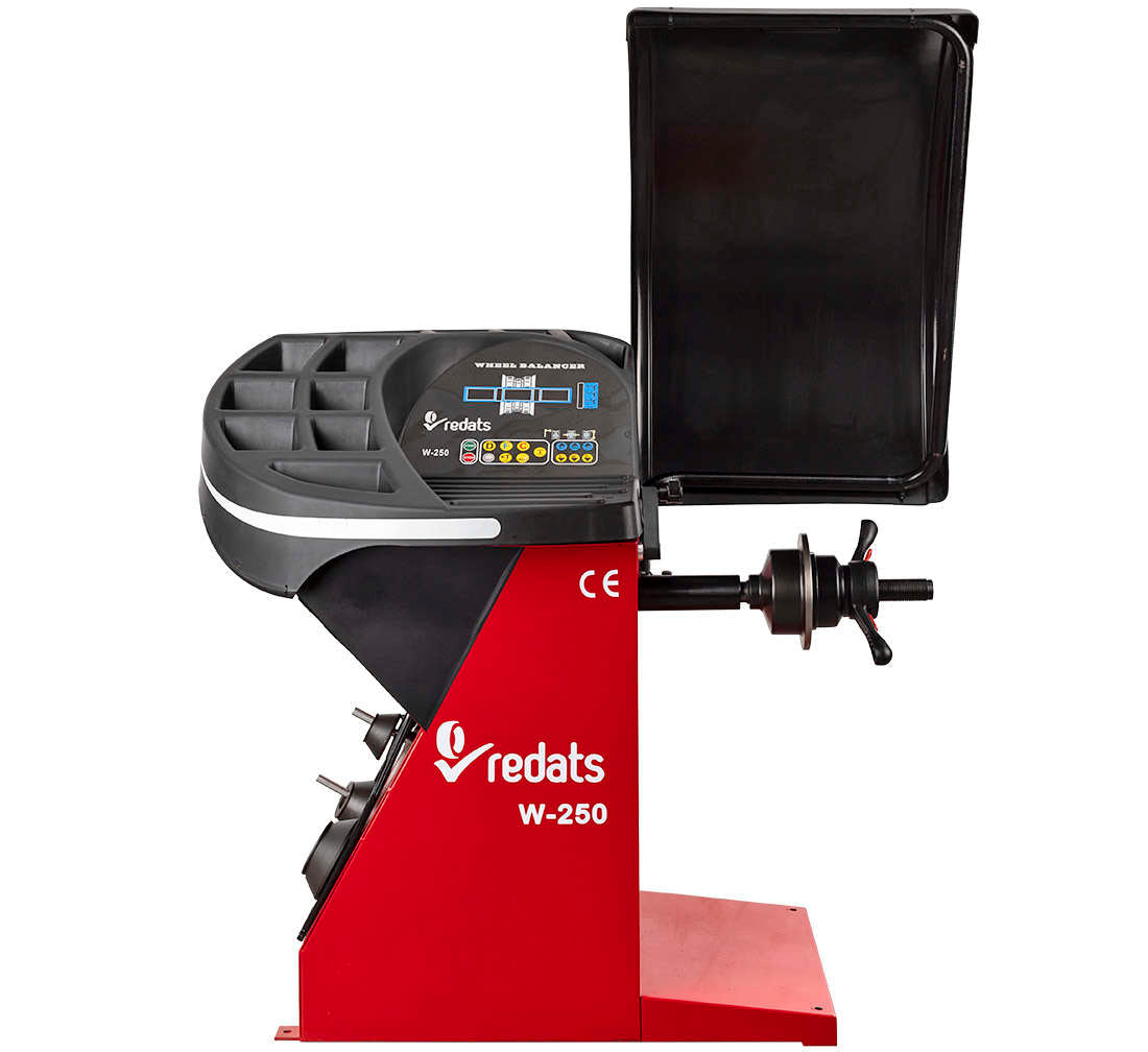 Equilibratrice automatica con display digitale, a pedale, con acquisizione del programma di equilibratura, diametro cerchione 22'', professionale, Redats Polonia