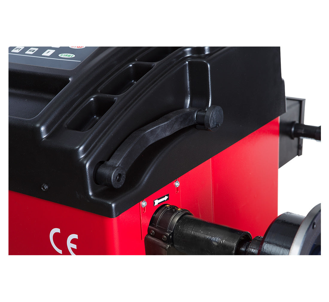 Equilibratrice automatica con display digitale, a pedale, con acquisizione del programma di equilibratura, diametro cerchione 24'', professionale, Redats Polonia