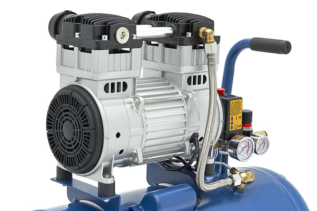 Compressore aria silenziato - con capacità del serbatoio di 50 litri - senza olio, oil free - per utensili pneumatici, 1500 W HBM