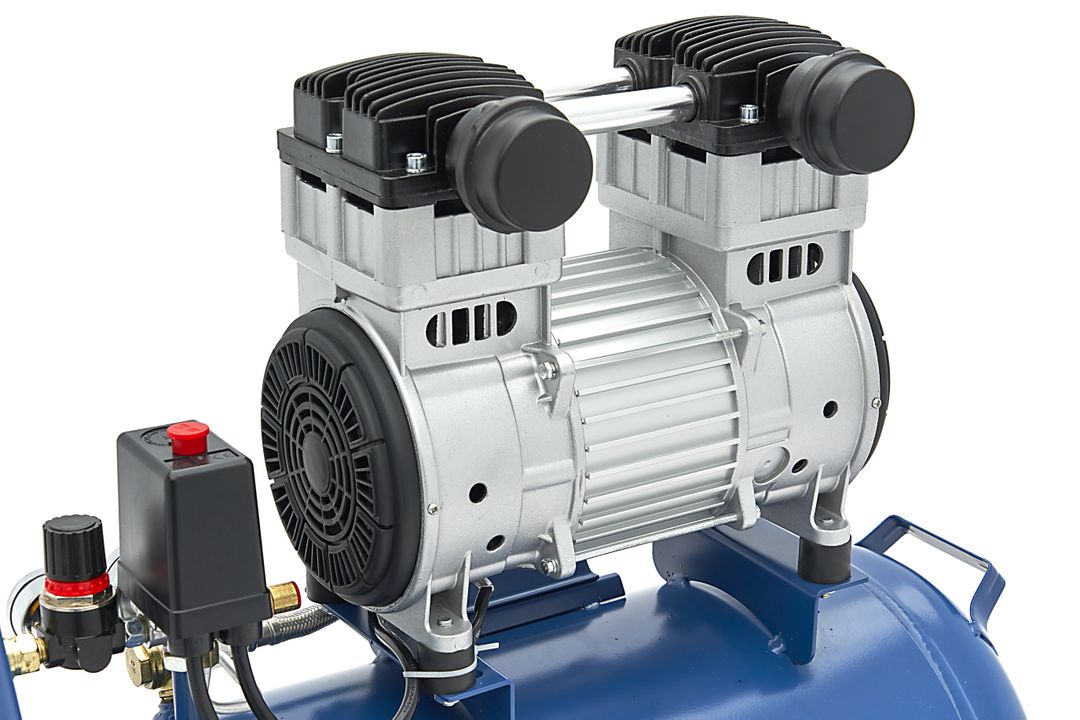 Compressore aria silenziato - con capacità del serbatoio di 50 litri - senza olio, oil free - per utensili pneumatici, 1500 W HBM