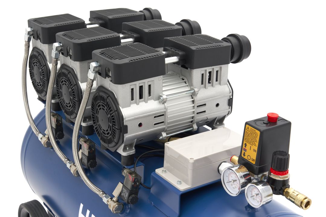 Compressore aria silenziato - con capacità del serbatoio di 90 litri - senza olio, oil free - per utensili pneumatici, HBM Machines