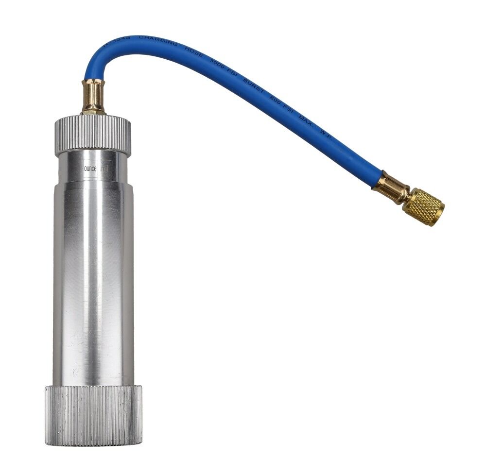 Tracciante UV fluorescente per individuare perdite di gas refrigerante negli impianti A/C auto